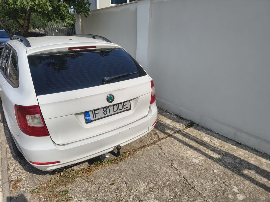 SKODA Superb 2012 — imagine 3
