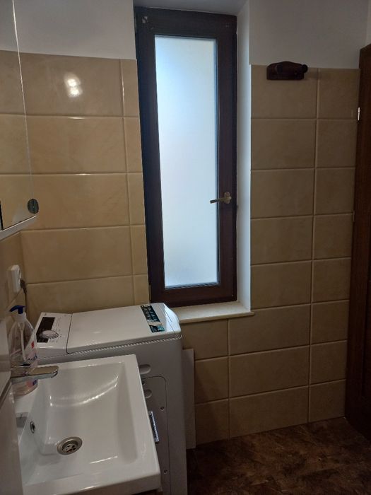 Apartament 3 camere in vila,curte individuala,Craiova-zona Ciuperca/Biserica Madona/Stadion