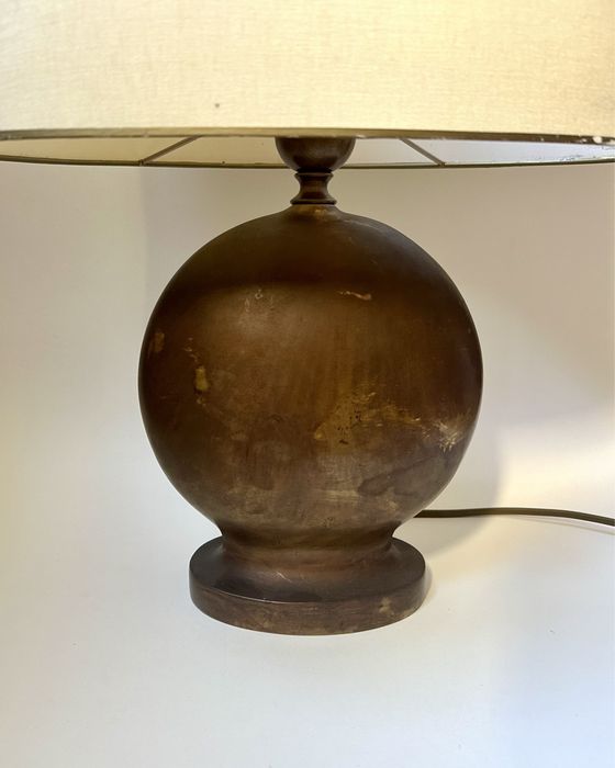 Lampa vintage veche soclu de alama tunata