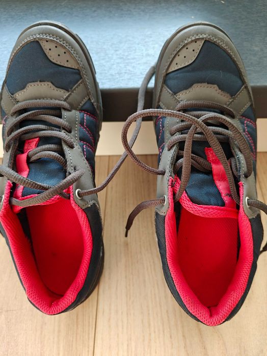 Bocanci drumetie fete marimea 38 Dechatlon