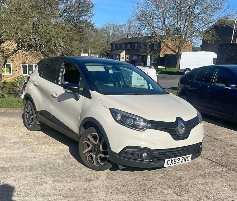 Usa stanga / dreapta fata renault captur completa