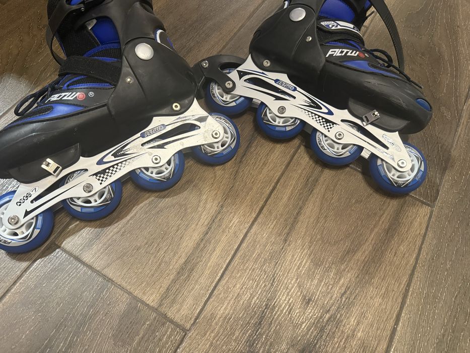 Ролери-Фитнес ролери (inline skates) с четири колела в редица