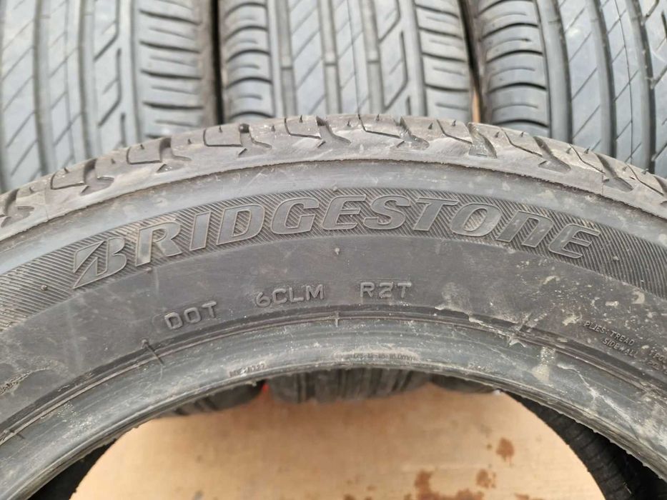 4 Bridgestone R17 215/55  Летни гуми  DOT4019