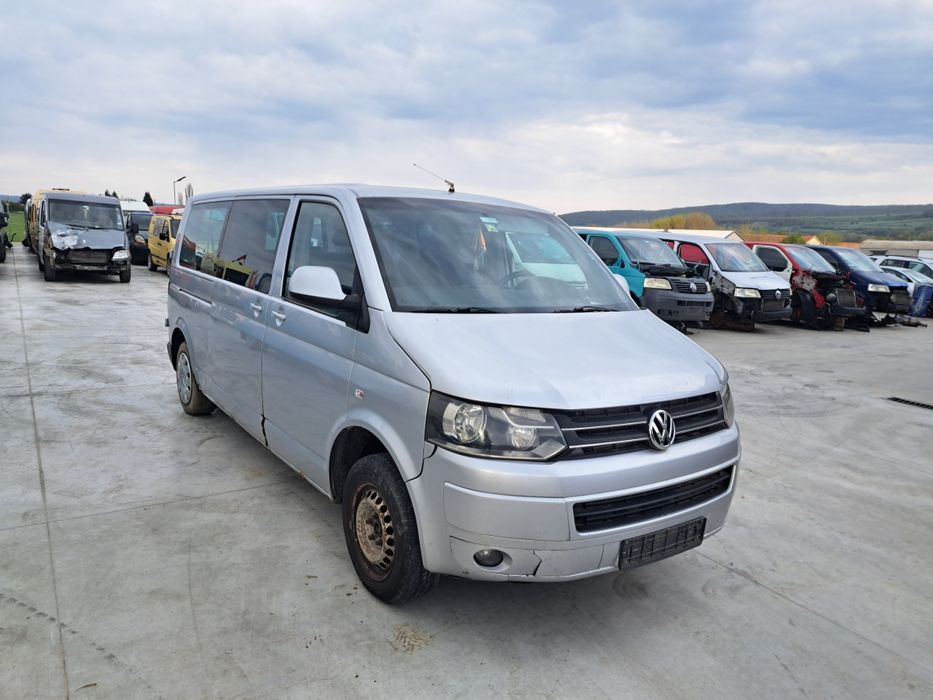 Фолксваген Транспортер Transporter Caravelle Т5 2.0 TDI 4х4 НА ЧАСТИ