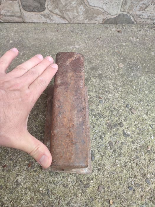 Nicovală veche 7,1 Kg
