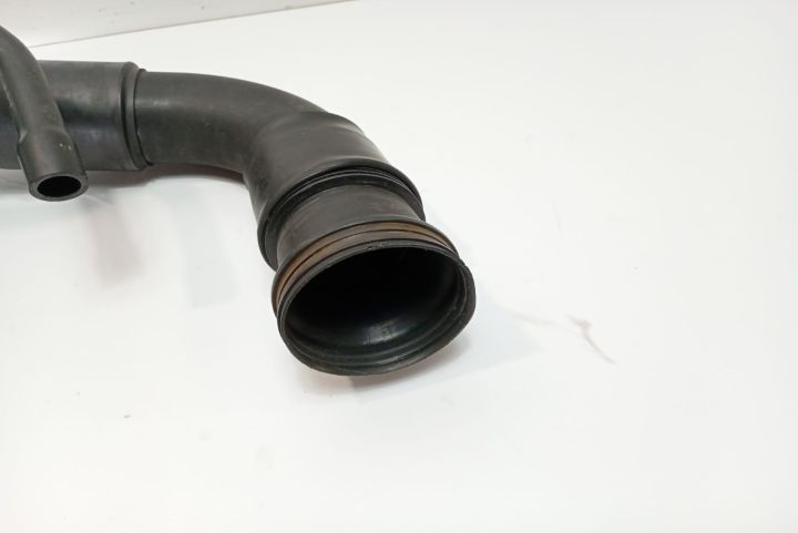 Furtun admisie aer  2E0129615F Volkswagen VW Crafter prima generatie