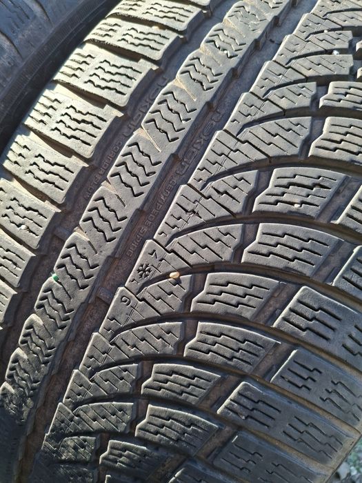 2 Anvelope de iarnă 255 40 r19 Nokian