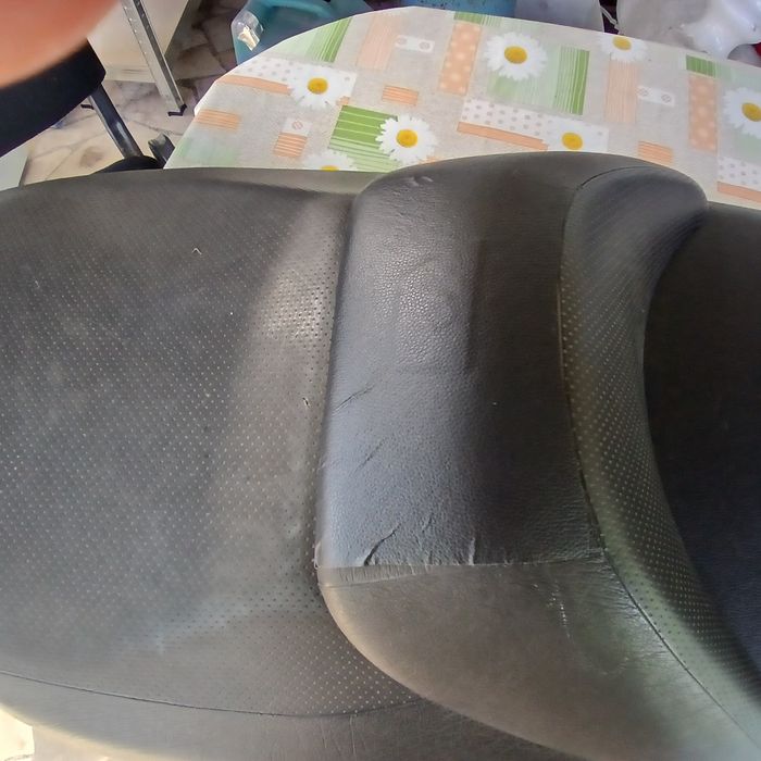 Продавам седалка за  Сузуки Бъргман