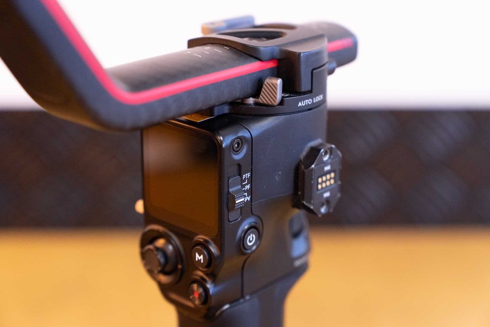 DJI Ronin RS 3 Pro Combo