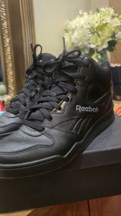 Сникърси, маратонки, кожени кецове Reebok
