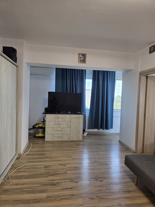 Apartament 3  camere + loc parcare