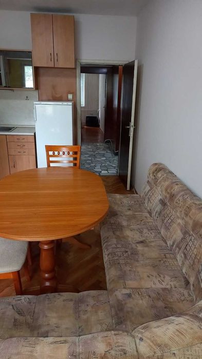 Продава се Многостаен апартамент в Плевен, Идеален център - 120 кв.м за 1500 €/кв.м - Снимка #2