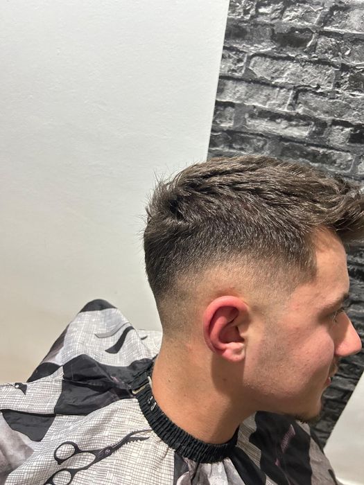 Frizer la domiciliul clientului