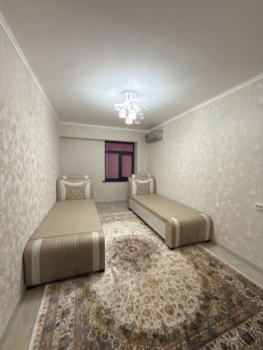 Ижарага берилади 3 хона 3- етаж махсимум Гостиница юлида мира куча