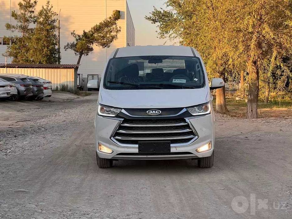 jAC M4 REFINE  минивен МКК