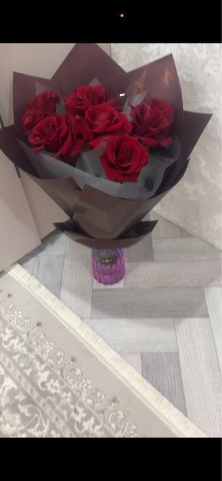 Продаю букет розы 7 штук
