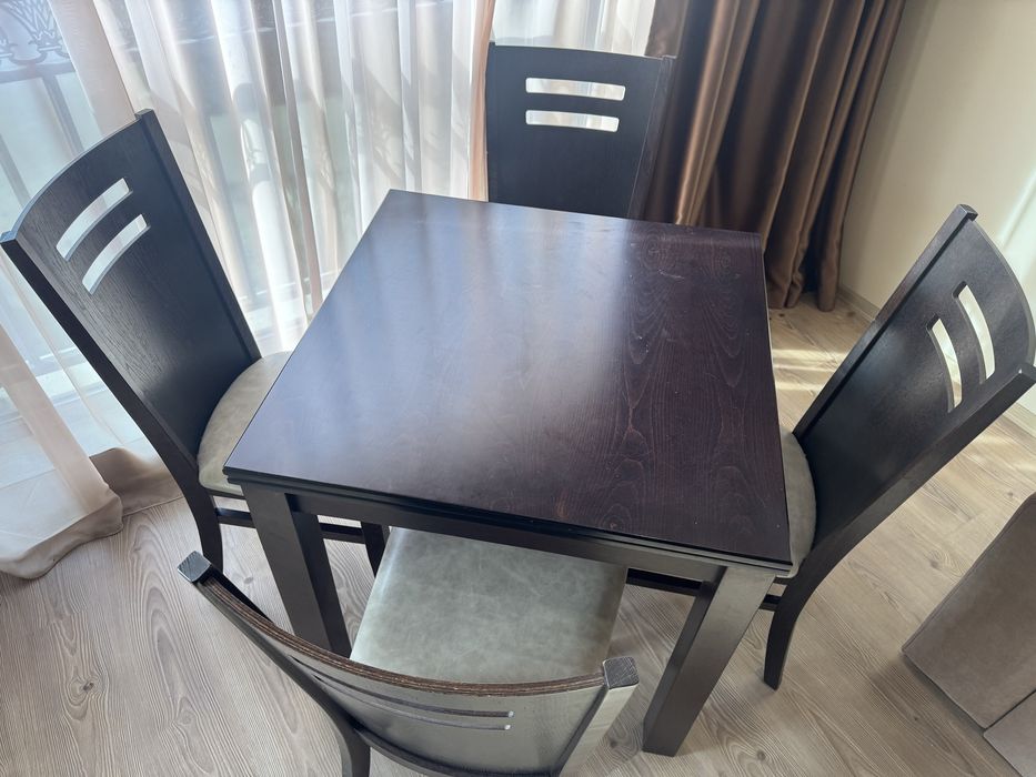 Трапезна часа с 4 стола