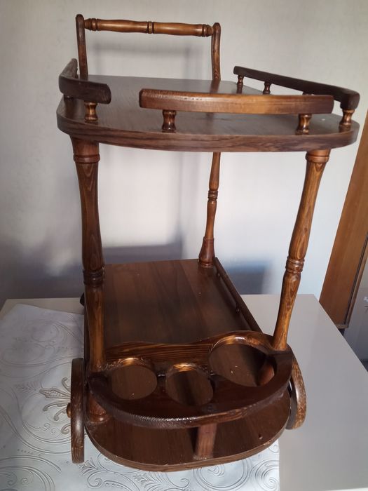 продам барный столик бу