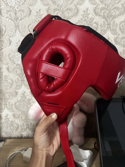 Шлем для бокса.