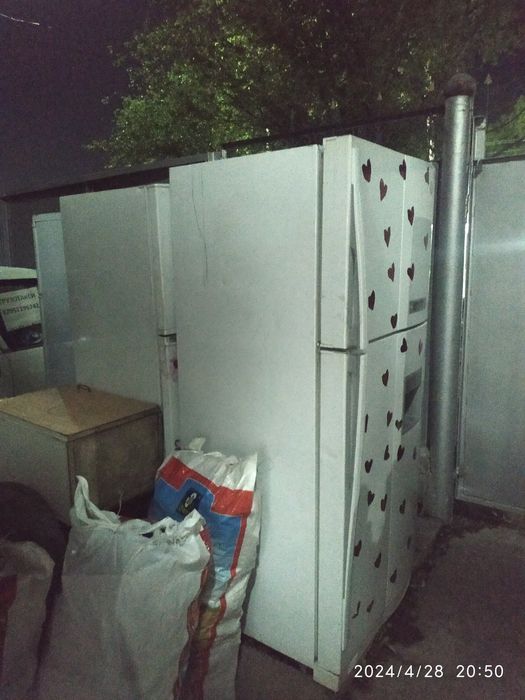 Корпуса от холодильника.