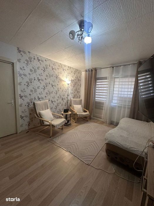 2 semidecomandate Craiovita 1/4