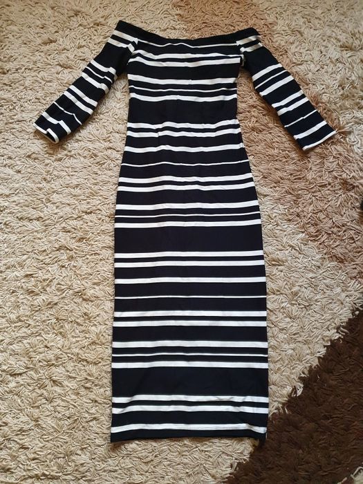 Rochie zara în dungi