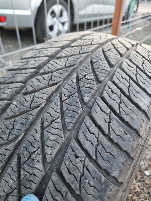 1 x Buc Anvelopa iarna 205/55/R16 91T Gislaved DOT 2015 Montaj inclus.