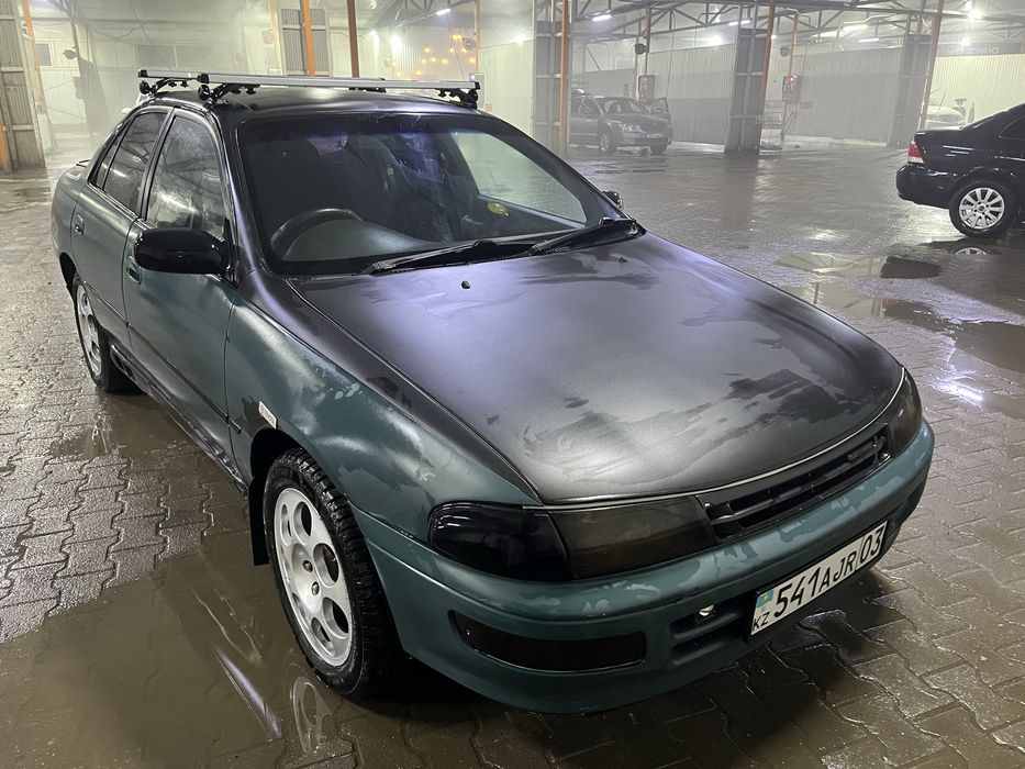 Продам тайота карина