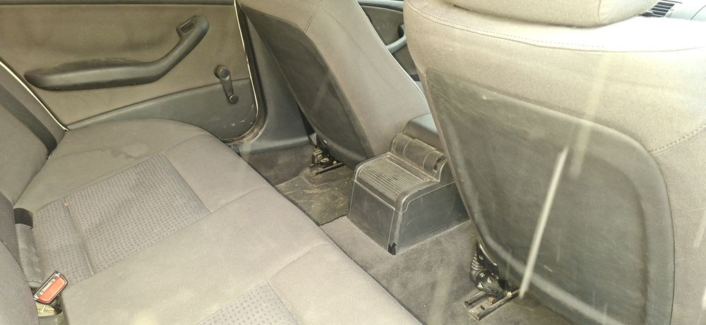 Продава BMW 318i e46