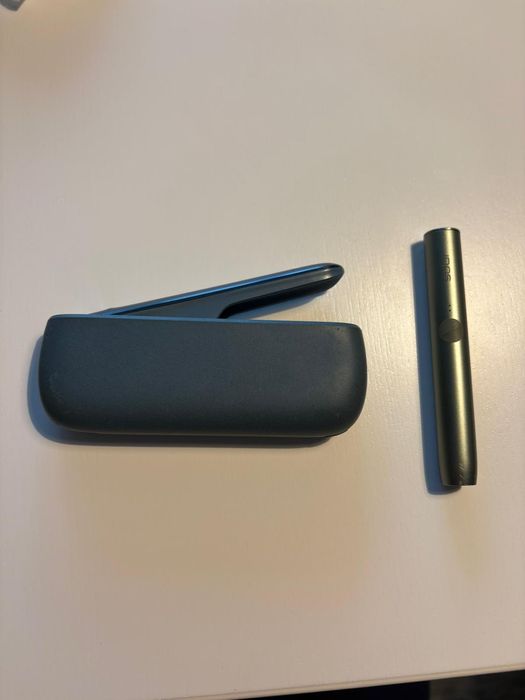 IQOS ILUMA model C1402