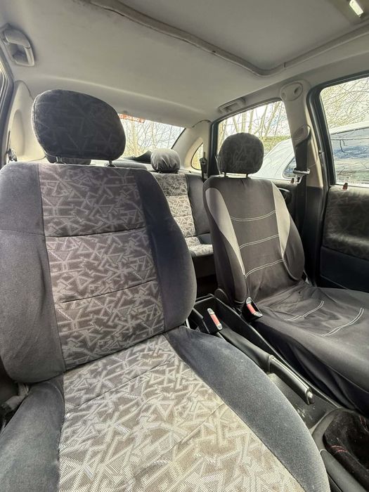 Продавам Опел Вектра Б 1996г.