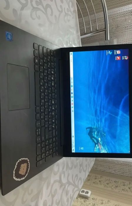 Продам Ноутбук Lenovo