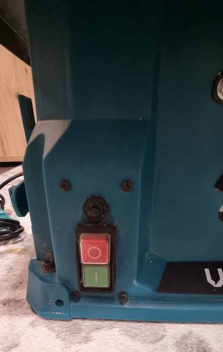 Настолен цирколяр Vonroc 1500w за части