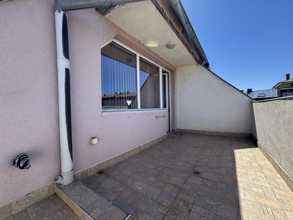 Продава се Двустаен апартамент в Казанлък - 73 кв.м за 1307 €/кв.м - Снимка #11