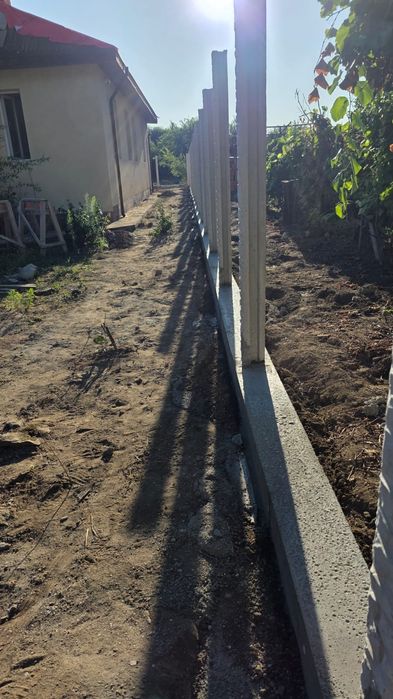 Producem și montam garduri din beton