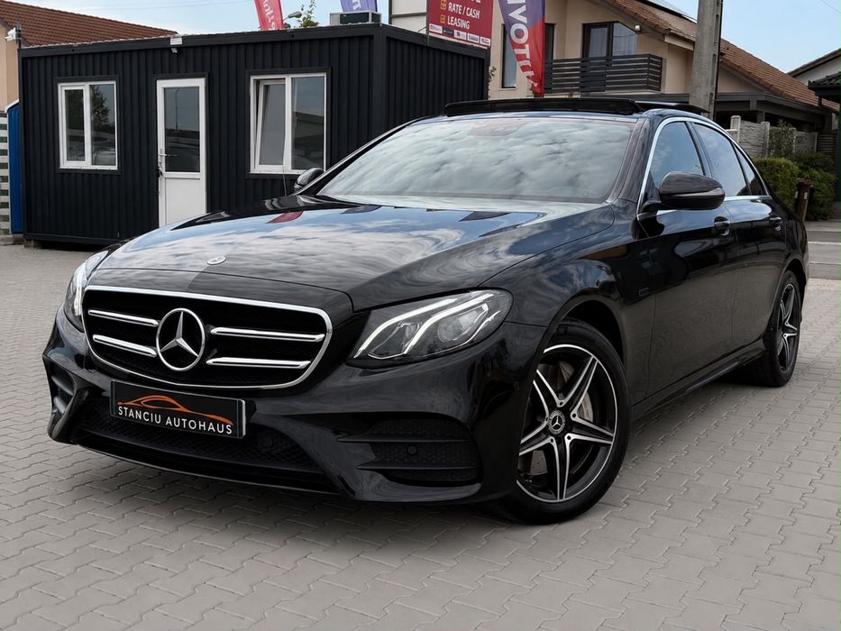 Mercedes-Benz E 300 AMG -  Hybrid 2020 EQ POWER - Dublu Panoramic - Finantare - Rate