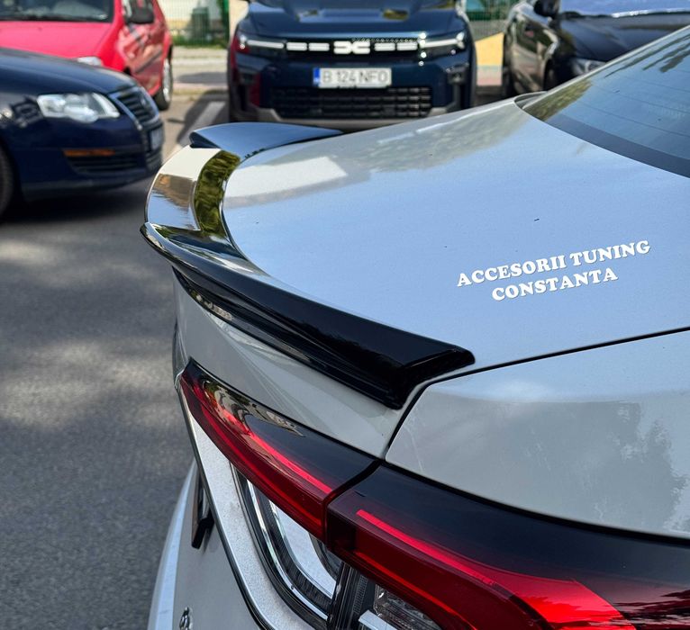 Eleron Portbagaj - Toyota Corolla 2019+ M4 Negru Lucios