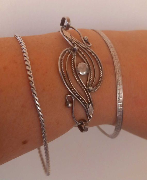 Колие филигран, кръстче, гривни, обеци, гердан, брошки, портмоне