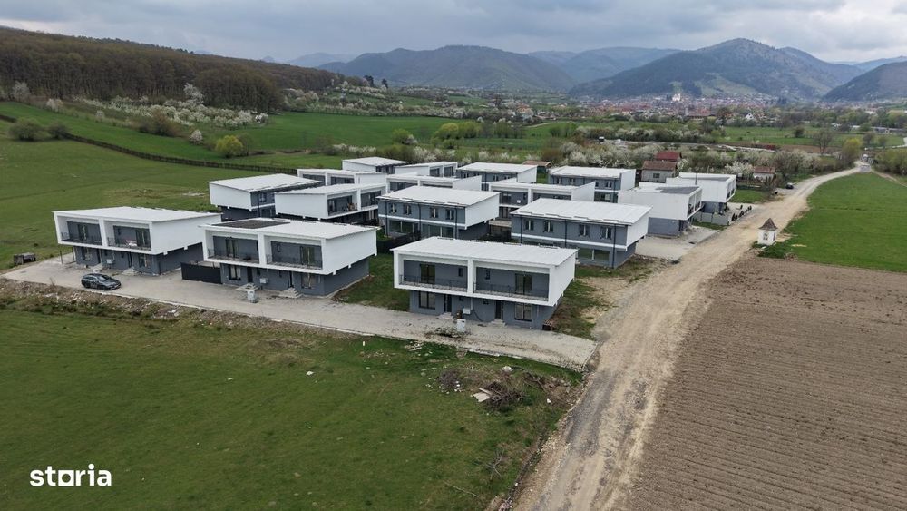 Casa tip duplex +414mp teren in Rasinari- Tropini