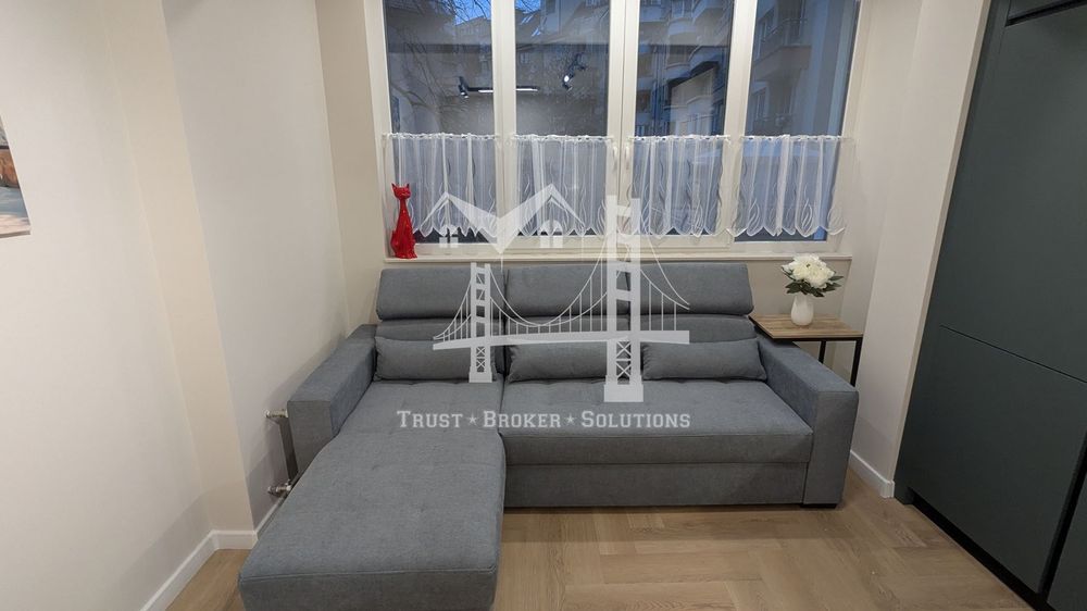 Продава се Четиристаен апартамент в София, Оборище - 75 кв.м за 3332 €/кв.м - Снимка #2