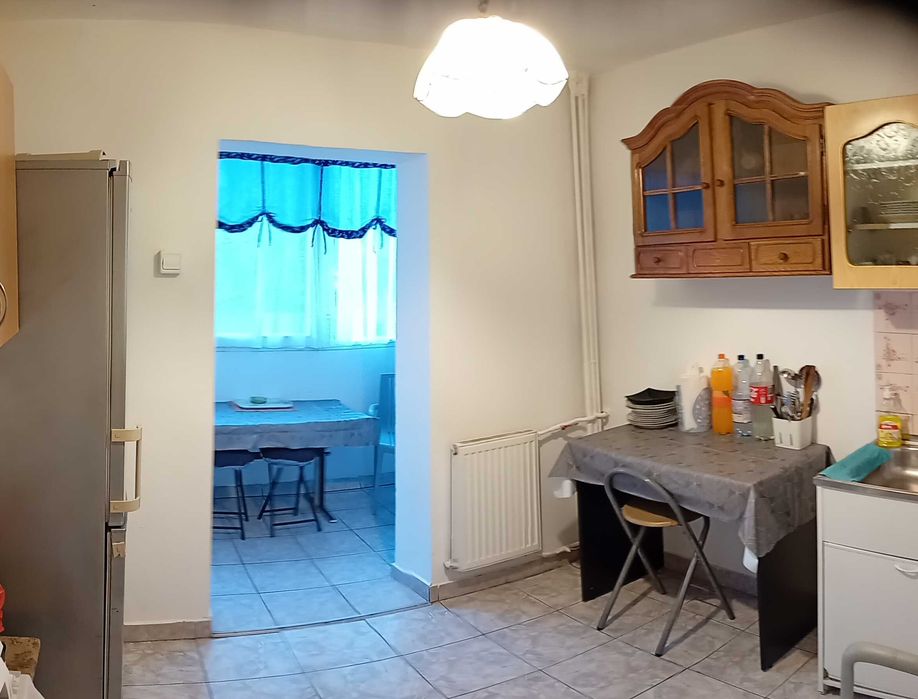 Chirie ap.cu 3 camere