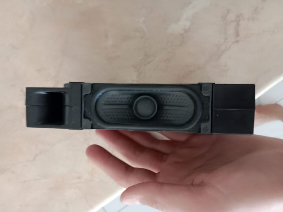 Продам колонку для телевизора срочно