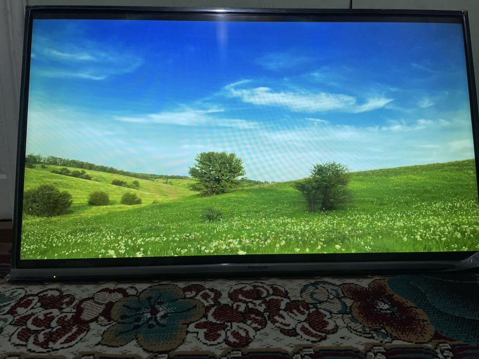 продаю телевизор Panasonic
