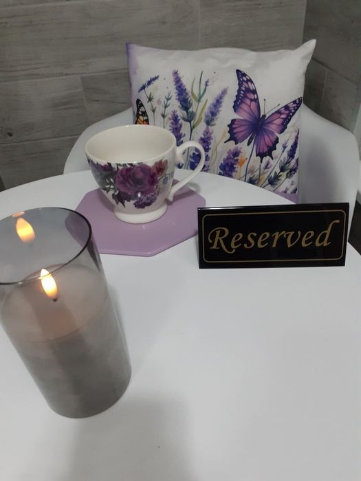 Трапезна маса и стол