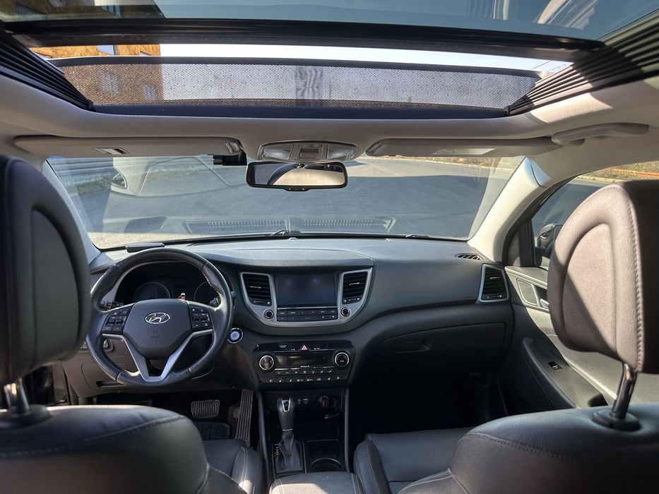 Hyundai Tucson 2.0 crdi 185 cai 4x4