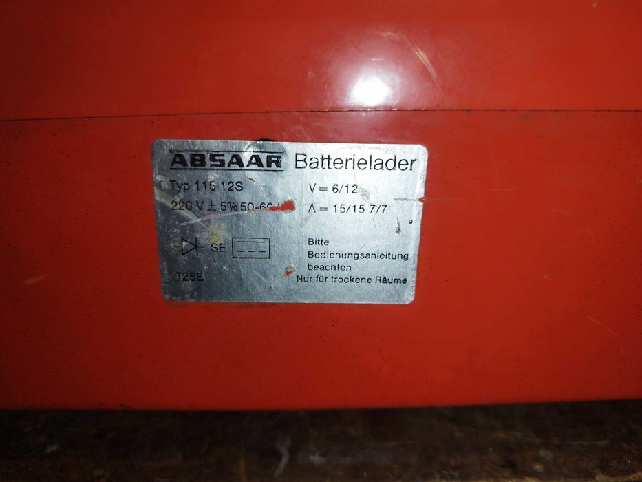 Redresor / incarcator auto 12 Volti Robot pornire cateva modele