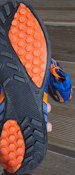 Детски бутонки в отлично състояние