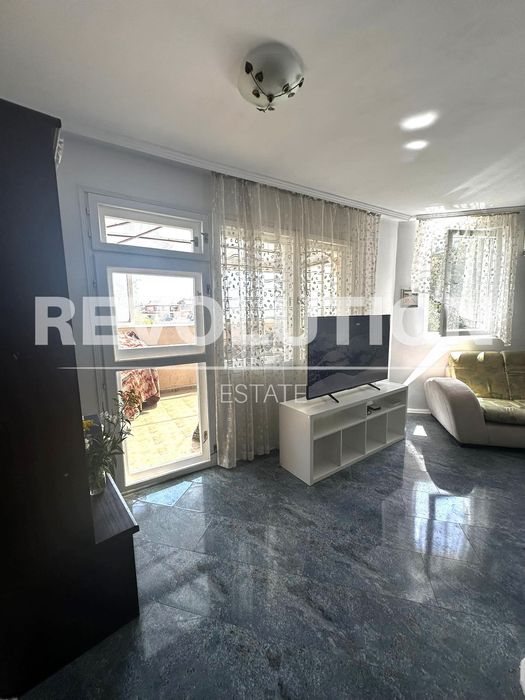 Дава се под наем Четиристаен апартамент в Варна, Автогара - 134 кв.м за 500 € - Снимка #3