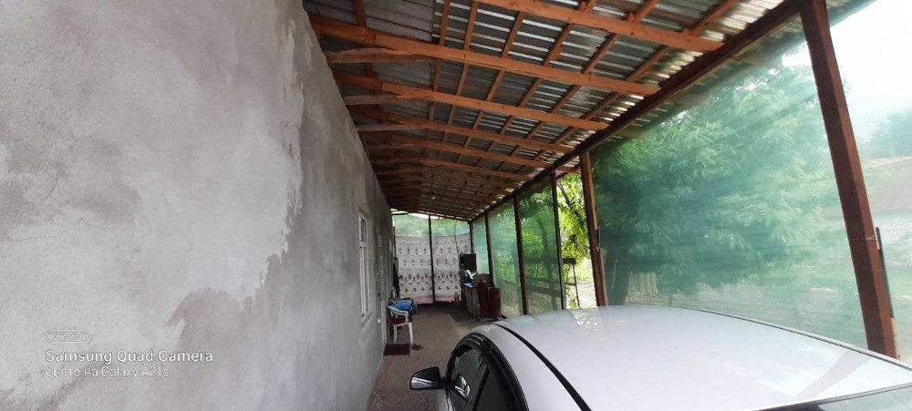 Xumsonda 13 sotix xovli sotiladi. 1 sotixi 10500$