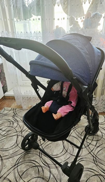 Продам детскую коляску